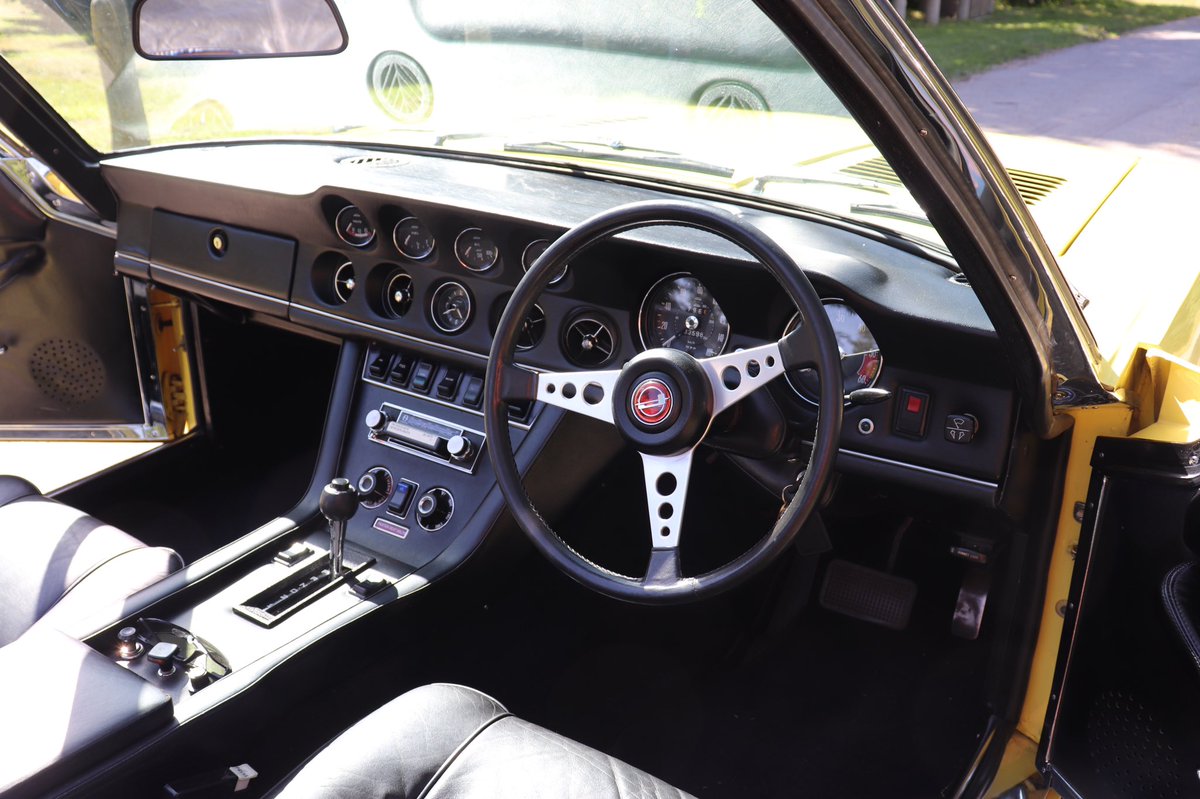 JonSpriggs's tweet photo. Had the Jensen out this week for some proper photos... #jenseninterceptor #classiccars #primroseyellow https://t.co/3RWh0SzLFa