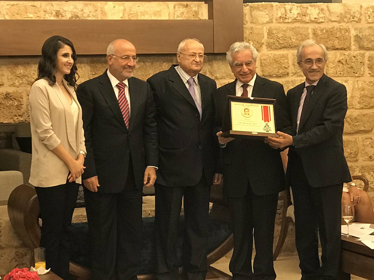 jgjabbra's tweet photo. Thank you #pioneersfromlebanon for including me in your reference book. I accepted the honor on behalf of @LebAmUniv. Giving back to our community is a never-ending endeavor where the most important motivation is our promising new generations and alumni. https://t.co/4tlpYjFhL2