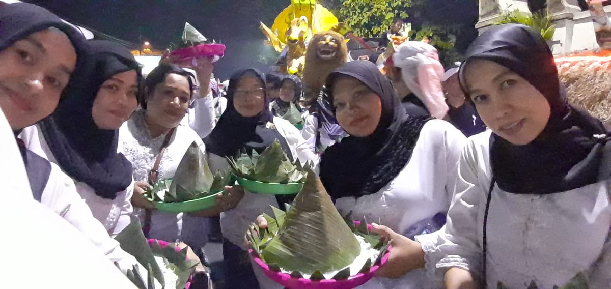 Mau pilih awug yg mana Aa..
#HutPurwakarta