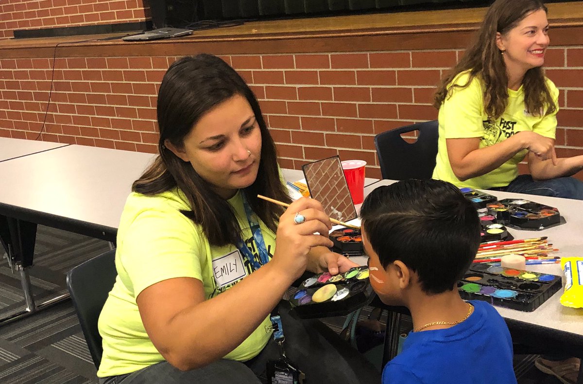 BCSC_SnappChat's tweet photo. A huge thank you to our many volunteers and the support from faith-based organizations and school PSGs for FAST TRACK. We had a record number of students participate, 706, in the 7th annual event. #higherachievementtogether https://t.co/tyMDjD54Mn