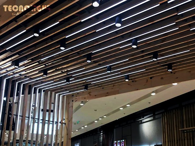 Tecnolight_'s tweet photo. ɪʙɴ ʙᴀᴛᴛᴜᴛᴀ ᴍᴀʟʟ ᴄᴇɴᴛʀᴇ ᴘᴏɪɴᴛ
Project done by
TecnoLight

#tecnolight #light #illuminare #lumen #italy #tecno #dubailighting #facebook #instagram #twitter #dubai #lightingsolution #lights #sunrise #centrepoint #ibnbattutamall https://t.co/nbyWxnnGCV