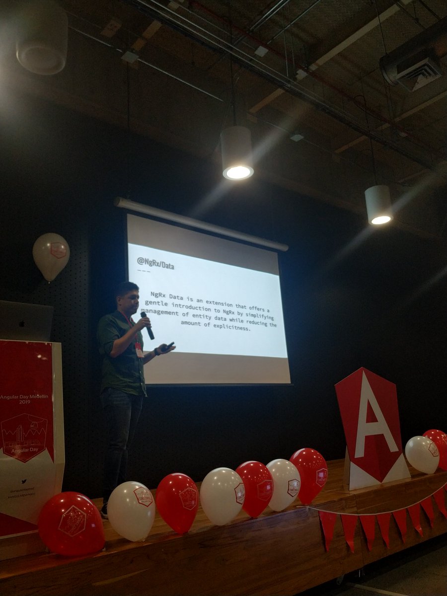 dandre_coder's tweet image. NgRx Data en  #AngularDayMed 🤘🤘🤘