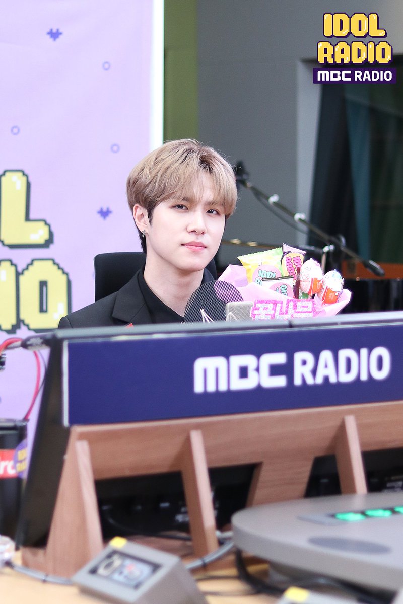idolradiokorea's tweet photo. [#아이돌라디오 앨범 20190726] 

ep297. 들장미소년🌹 with JBJ95, 김동한, 노태현 

#IDOLRADIO #김동한 #KIMDONGHAN https://t.co/l9IKBZ59V7