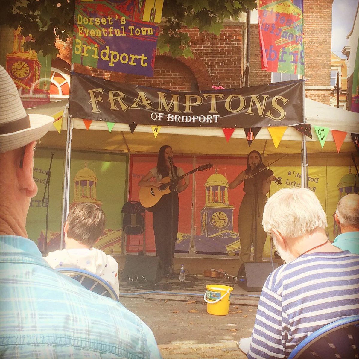 robertlanemusic's tweet photo. Not the best photos but I really enjoyed seeing and hearing @benmorganbrown and @roswellbanduk at @BridFolkFest https://t.co/IpfkRe8gHx