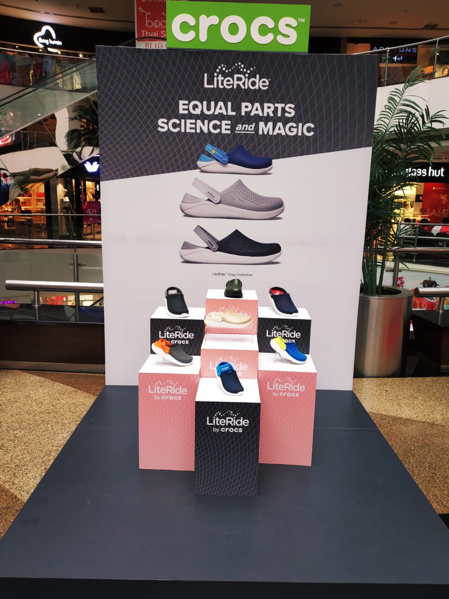 InfinitiMall's tweet photo. ShoeFest Now On!!
Give a character to your style. Visit the shoe fest only at Infiniti Mall, Malad. #InfinitiMall #InfinitMallMalad #ShoeFest #GoFootLoose https://t.co/oDi2U9GA1O