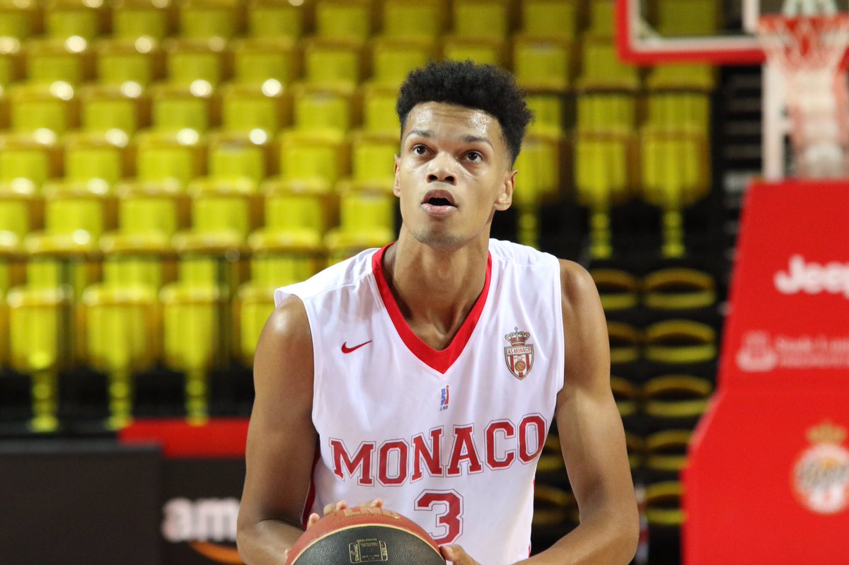ASMBasketU21's tweet photo. Congratulations to 6’11 Wing/Forward @leopold_ca on signing a professional contract with #ProB Saint-Quentin @TeamSQBB https://t.co/2XwwTO6ET3