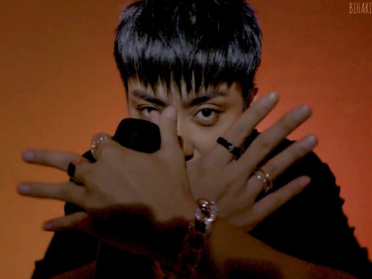 은지원 쓸데없는 정보봇 tweet media