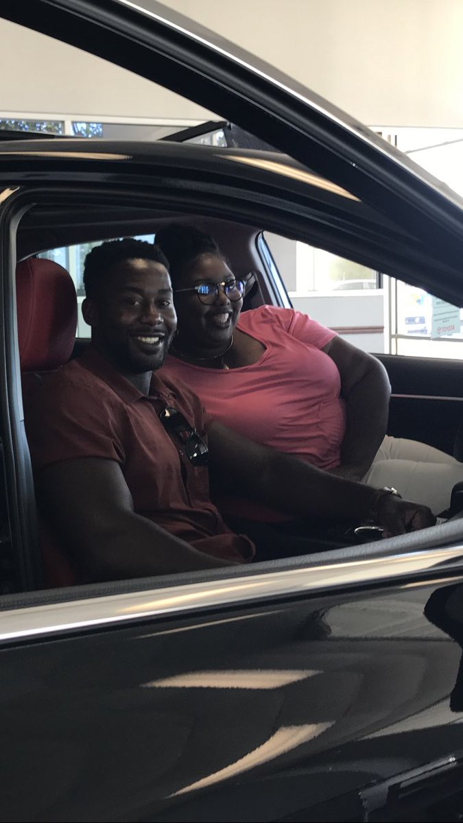 SalesProSearch's tweet image. It seems Felicia Benton is getting the big sales pitch from her brother, Joel Benton. The black @Toyota #Camry, with red interior pretty much sells itself though!

ronniewardtoyotaofruston.com

#Toyota #Ruston #Louisiana
