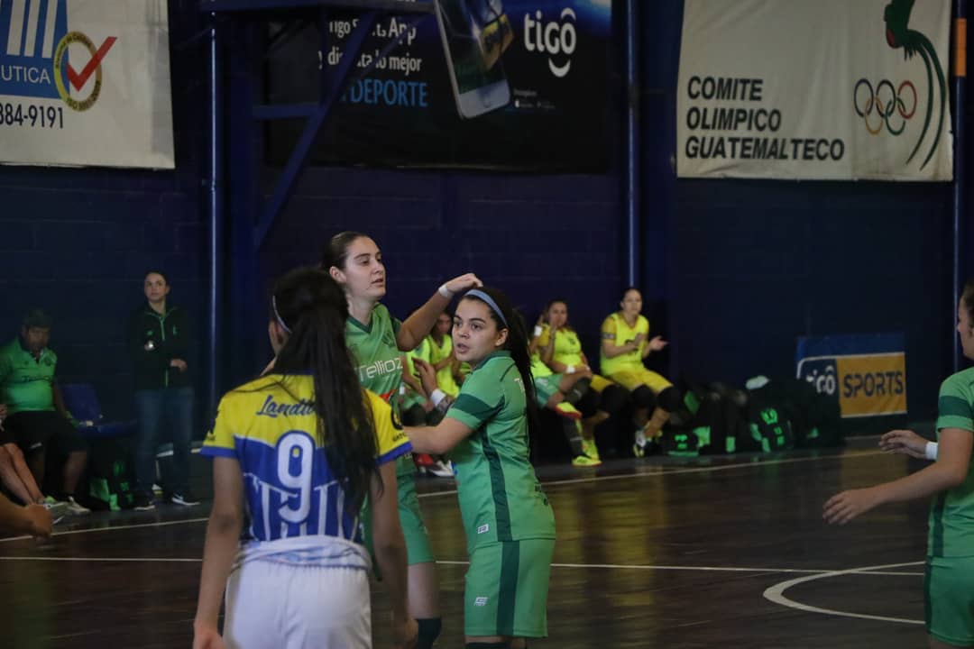 NetSportswear's tweet photo. #NetSportswear felicita a #CSDTellioz #FutsalFemenino por ganar el partido de 3ra jornada 25 - 1 ⚽⚽⚽⚽😎👍#Siemprevistiendoalosmejores https://t.co/JCfLwTj4Cu