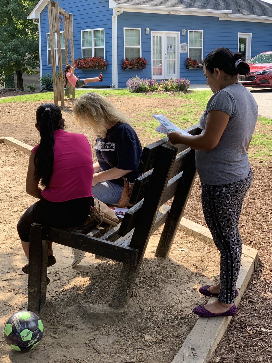 drcarrielee's tweet photo. We had a lovely time at Dwell hanging out with our kids and families! I even found a few kids to clean up the creek with me.❤️ @MariettaCitySch @MSGAtweet @HH_Dragons @grantrivera #OurFirstSteps #SpecialDifferentBetter #keepearthcleanandgreen #science #green #earthscienceteacher https://t.co/GTQgoaF1KB