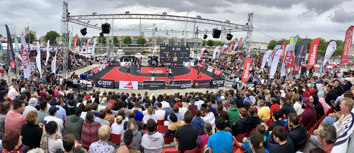 Malgré la météo, carton plein pour l’#OpenFrance3x3 !!! Merci à tous nos partenaires @GRDF @Caisse_Epargne @MAIF @WilsonBasktball @Jumpman23 et @GerflorGroup de nous avoir accompagnés sur toute cette Superleague @3x3Ffbb 2019 !!! https://t.co/bGq8eDyYLm
