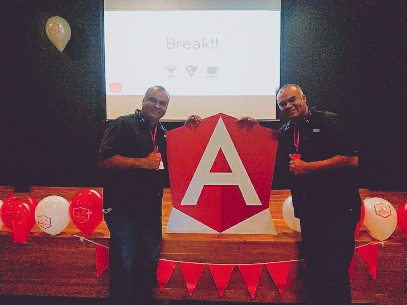 lliccien's tweet image. Aprendiendo Angular^2 en @angulardaymed una maravillosa experiencia de aprendizaje y networking #angulardaymed