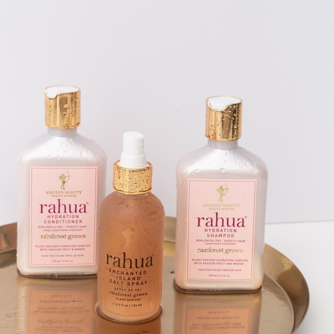 Market_Common's tweet photo. Here's what your beauty routine was missing..hair &amp; body products made with pure, plant-powered ingredients. Find these Products and more at @bluemercury 🤩 https://t.co/T00VojwKsS