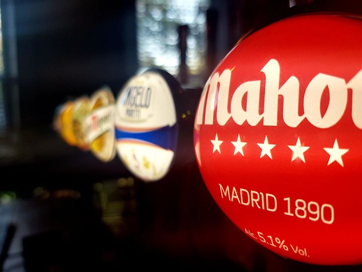 As well as £2.50 pints of our house pilsner, cider and bitter we also have everyone's favourite Spanish nectar, Mahou.

At 5.1% it's certainly not to be scoffed at but with weather like this, there's nothing much more refreshing than this taste of Madrid.