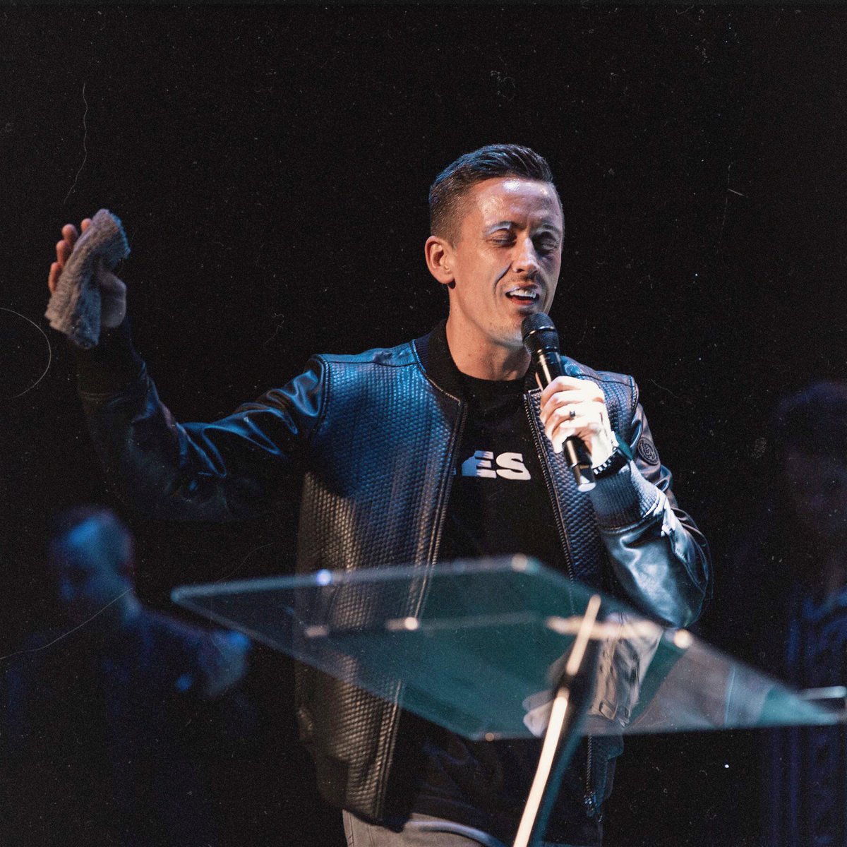 shakethenations's tweet image. Better is a little with the fear of the Lord,
Than great treasure with trouble.
- Proverbs 15:16