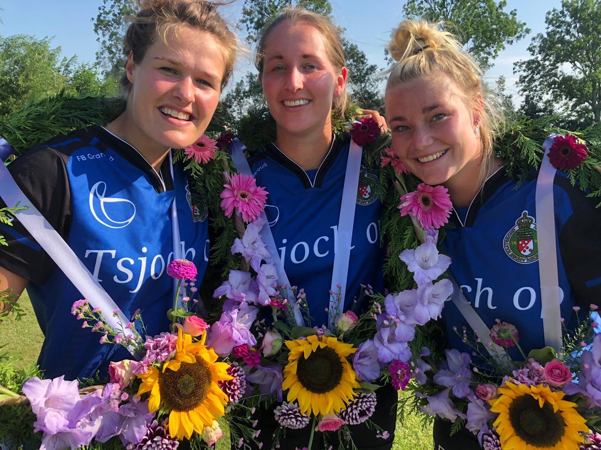 PuurPassie1's tweet photo. En de 7e VF overwinning van dit seizoen is een feit! Ilse, Sjanet en Manon winnen ook in Sexbierum. @PuurPassie1 @BMWdebeier https://t.co/7xIq2uAb0N
