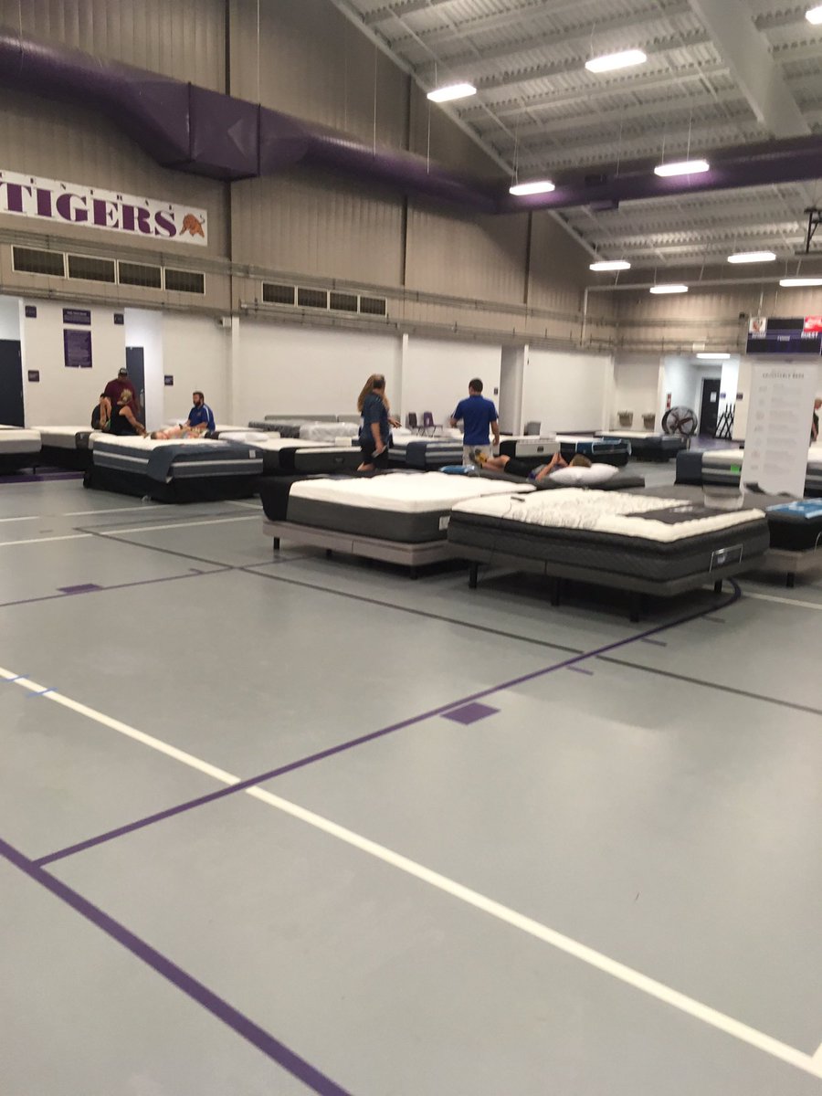 Mattress sale lasts until 5PM in the Field House! I just got mine. Come out and support the Tigers if you are in need of a new mattress! #PLSDproud #Pawsitivity #HowYaLivin <a href="/PHSC_Tigers/">Pickerington HS Central</a> #WErPC