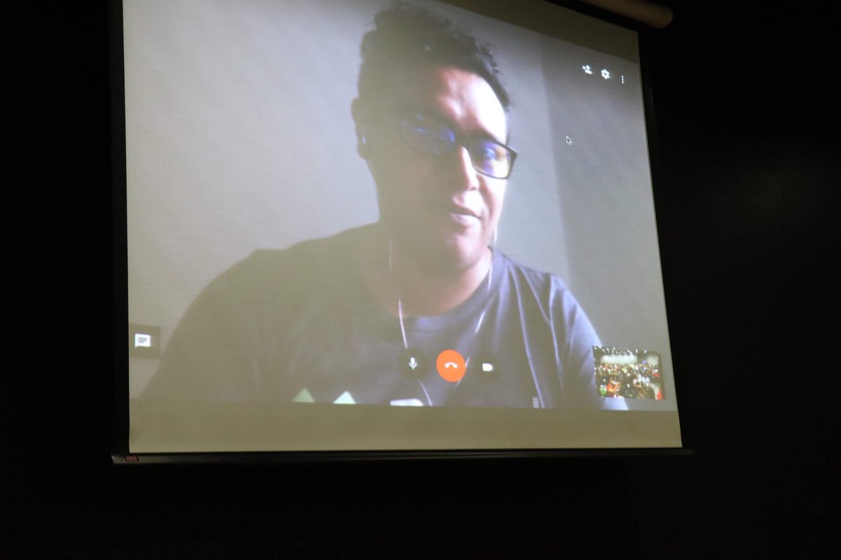 angulardaymed's tweet image. Por si no sabían, estamos llenos de sorpresas para ti! En este momento ⁦@israelgp4⁩ que no pudo estar aquí con nosotros por problemas de salud pero aún así, nos acompaña por videollamada compartiéndonos todo su conocimiento!
Gran persona!
#AngularDayMed