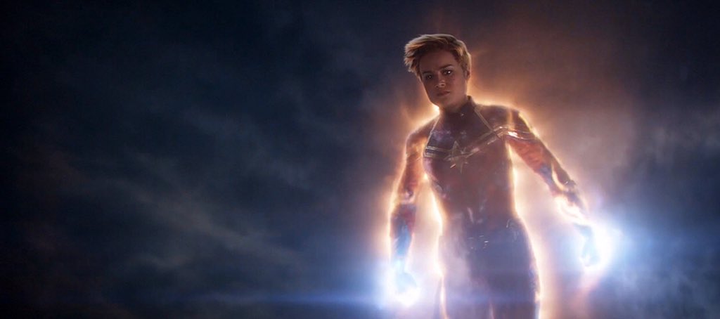 dayasapphic's tweet photo. carol danvers destroying thanos' ship in hd https://t.co/KuuVkN5HAS