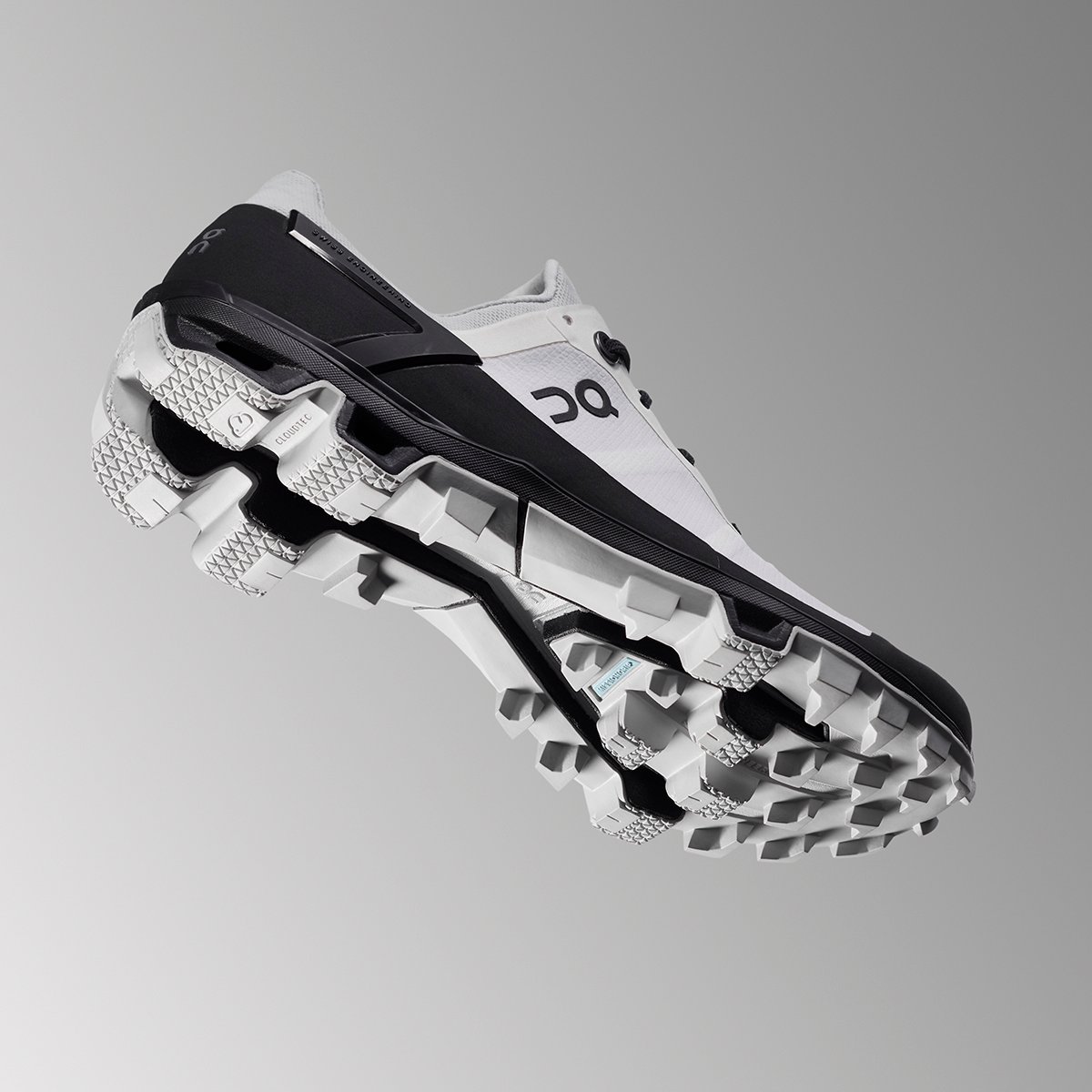 on_running's tweet photo. The next-gen Cloudventure Peak featuring a Missiongrip™ outsole: for runners seeking a lightweight trail competition shoe. Power past rivals with the high-torsion Speedboard. Power down challenging descents with shock-absorbing Zero-Gravity heel clouds. https://t.co/zQnzSR7y5Z https://t.co/kYfUHRTMUP