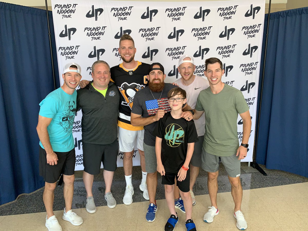 jeffblankenburg's tweet photo. Took my boy to see @DudePerfect in Pittsburgh tonight.  Having an absolute blast!  The guys were so nice and excited to meet him, too! #DudePerfectTour #teamcoby https://t.co/gS1NJL58Ib
