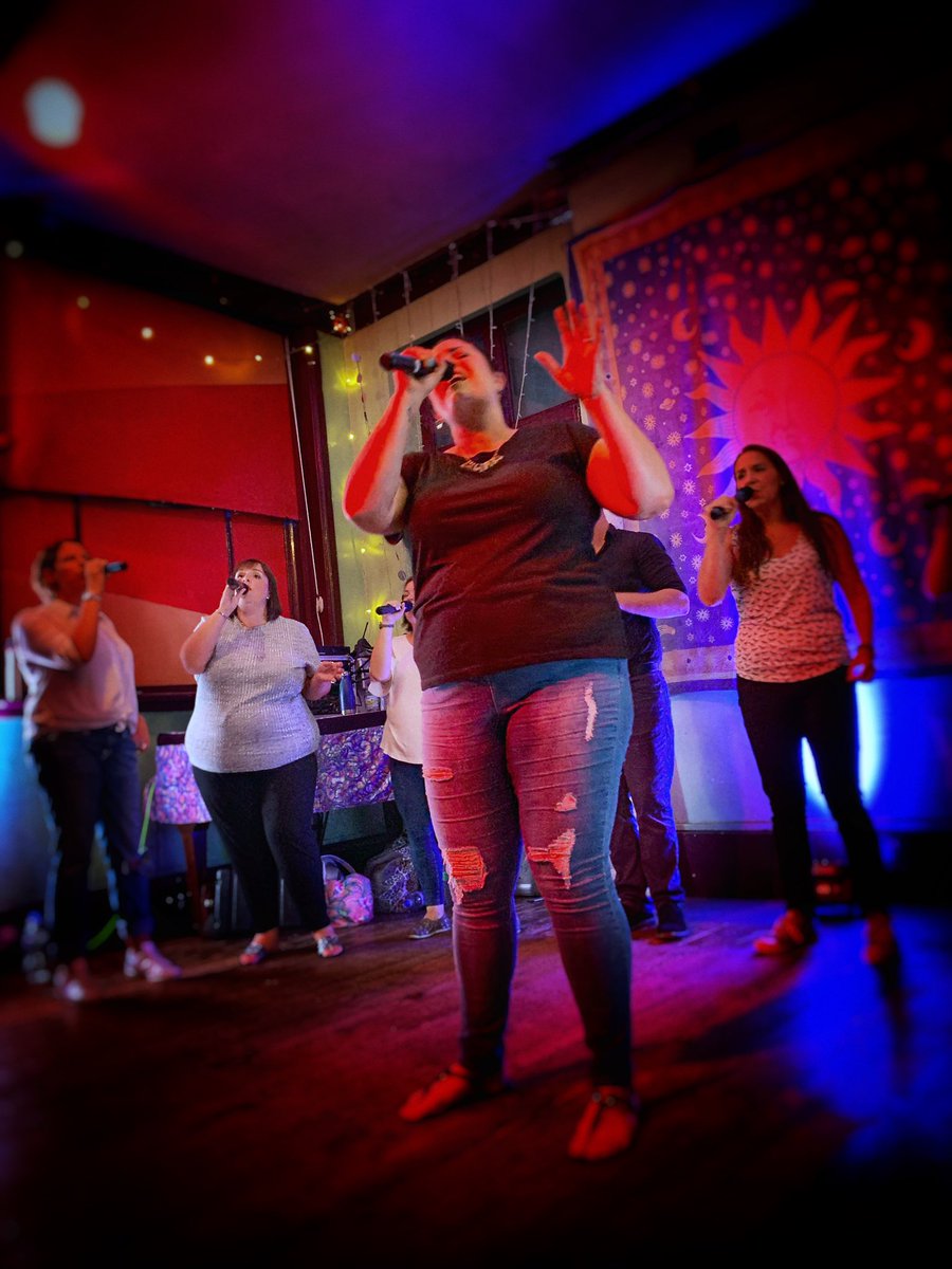 photo_nc's tweet photo. A few more photos from tonight’s amazing performance by @avenue_acapella in #reading. AMAZING vocals. #acapella #risingsun #reading https://t.co/lro6POM5jL