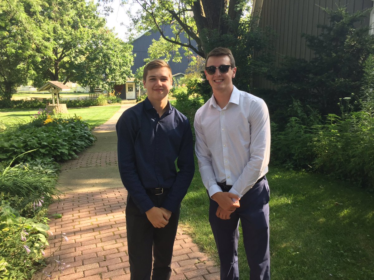 jeffklug21's tweet photo. My best 2 looking boys at the wedding!! https://t.co/Hd90fO9StS
