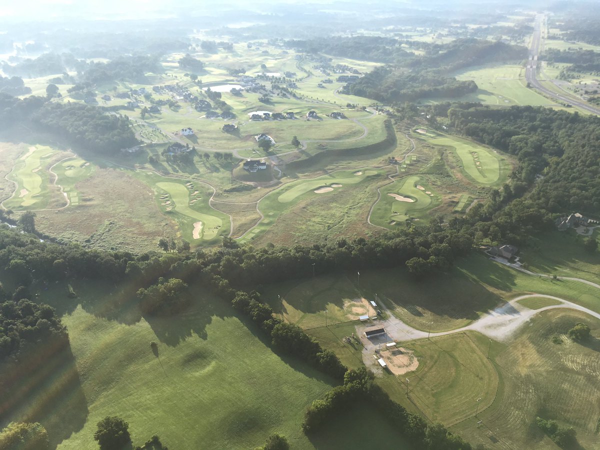 Great views of @OldeStoneBG from hot air balloon this morning!!
#golfviews 
#golf
#clubatoldestone