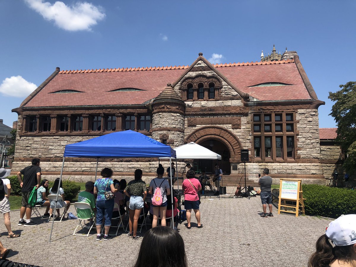 nina_liang's tweet photo. Beautiful afternoon at the @QCANorg Environmental fair.  Between the live music and driving electric vehicles, it couldn’t have been a more perfect way to spend the afternoon!

#QuincyMA #greencommunity #environmentalfair https://t.co/ZQ5VKGsCTc