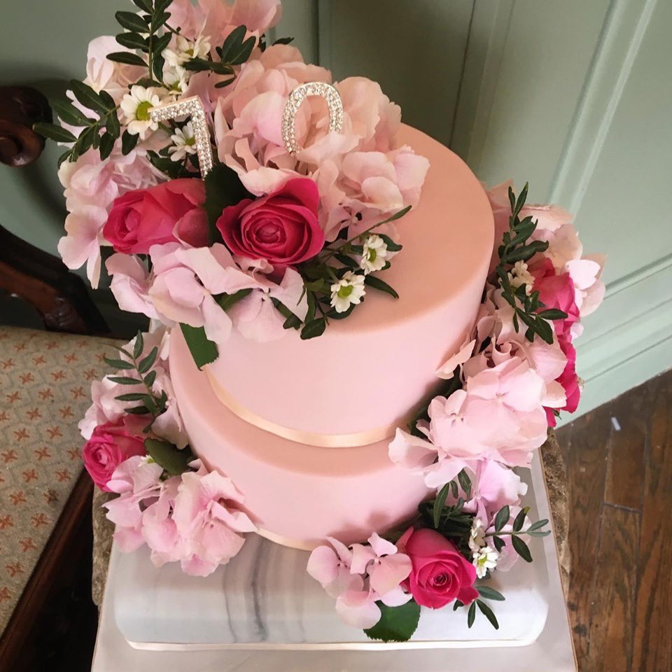 onceuponaTroom's tweet photo. Happy 70th birthday to a wonderful couple! #floralcakes #marbledcake #chelt #cheltenhamlife #cheltenham #onceuponatearoom #yummymummy #cakeaway #onceuponatearoom #cakery #birthdaycakes #birthdaycakeideas #birthdaycake #cakebirthday #marblecake #70thbirthday #madeincheltenham https://t.co/i5dyrBQReN