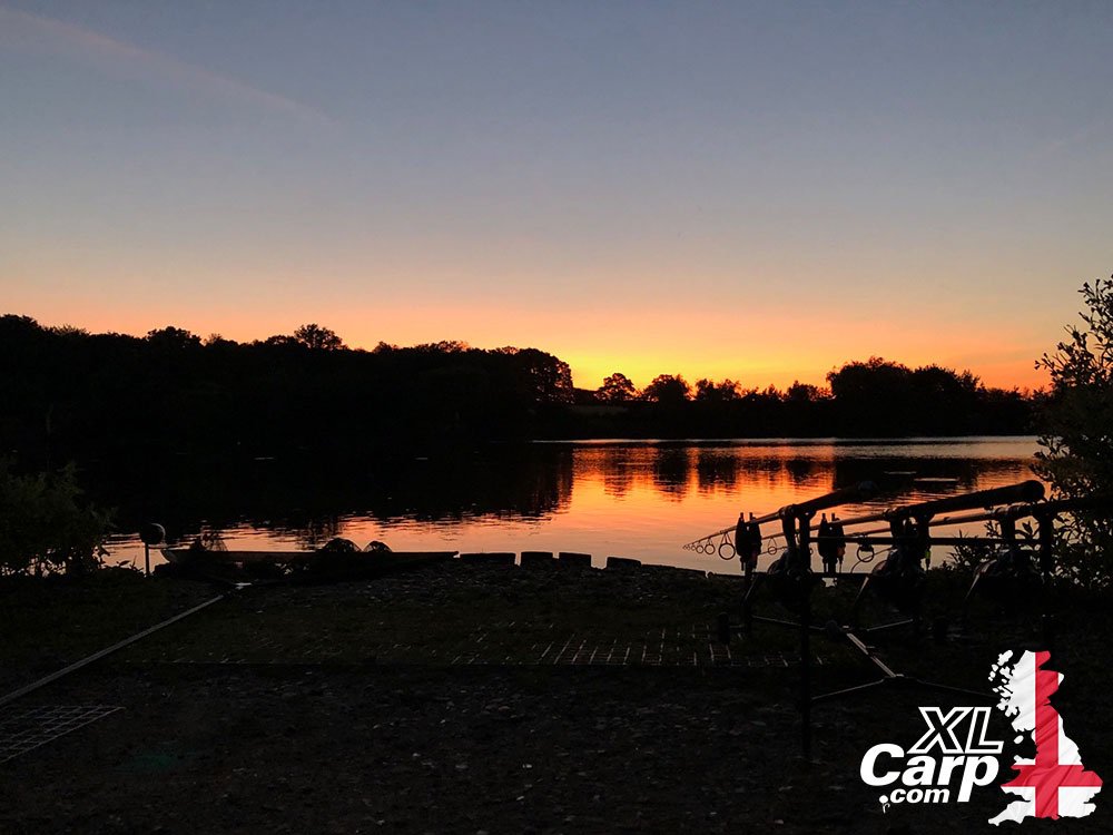 FryerningXLCarp's tweet photo. In between landing three big carp David Wilson managed to take some cracking shots of The Main Lake! https://t.co/70Qrc3yrww