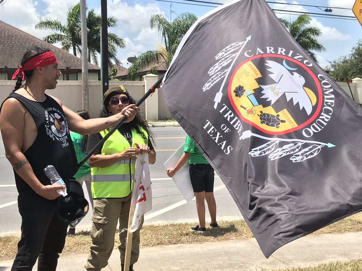 LUPE_rgv's tweet photo. No camps on stolen land!
We say who stays!

Indigneous people from across the US are gathering in McAllen today demanding an end to the cruel and dehumanizing ritual of migration. The @NativeVoiceNet is uniting to say “No More!”

#CloseTheCamps 
#BeforeTheBorder
#ProtectTheSacred https://t.co/mtYJcxueV7
