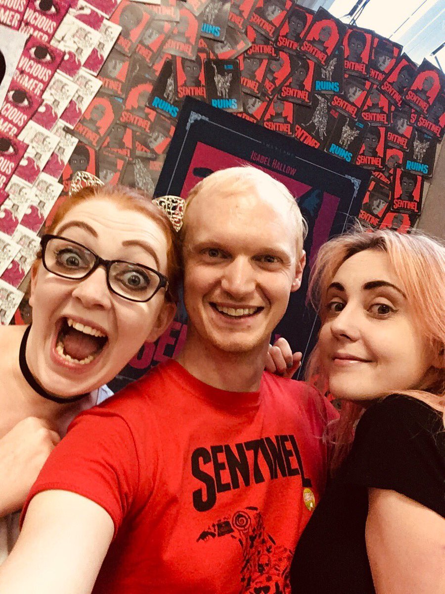JoshWinning's tweet photo. WE SOLD OUT AT #YALC! There are no more books! Thank you so much to everybody who came to chat cats, fantasy and badass heroines. See you all again tomorrow for... well, we have NO BOOKS but we still want to chat! ππ₯³ #sentineltrilogy #viciousrumer #yalit https://t.co/YHZZuNa0oj