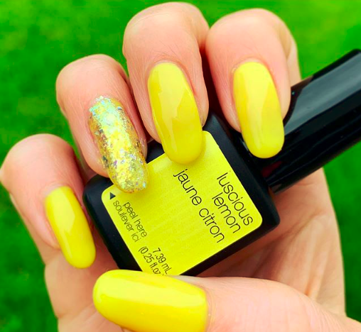 SensatioNailUK's tweet photo. Our #EndlessStyle knows no bounds in the summer. These are our favourite looks for the season. Be sure to grab the matching polishes to complete the look! https://t.co/peBfV0fa8p https://t.co/eG3VSbWvMX