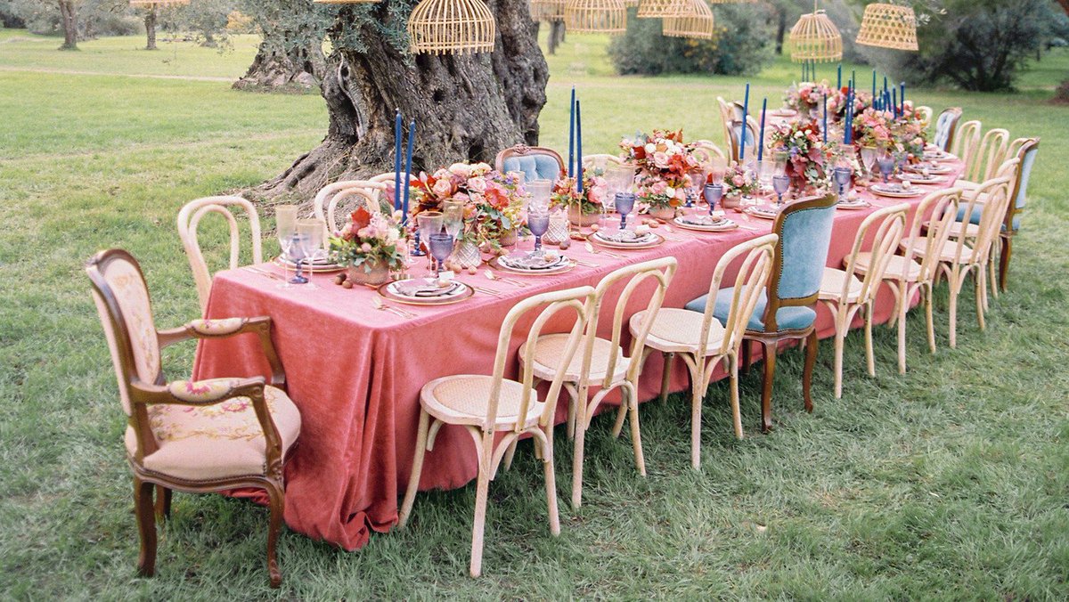 uniononeighth's tweet image. Embrace the season on your #weddingday with these inspirations to give you the ultimate #summer #wedding! ☀️ ow.ly/mTgs50v9jOO