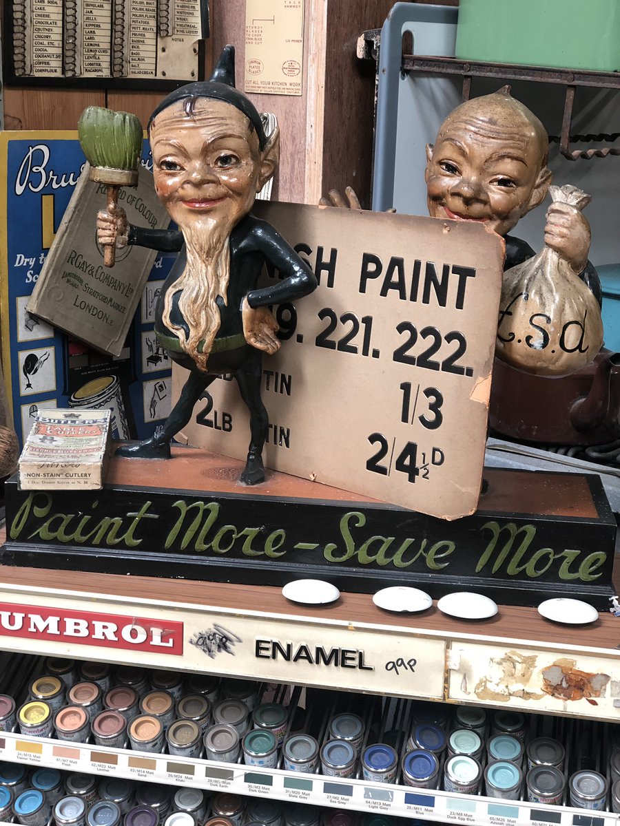 LisaMarieFranks's tweet photo. 🖤What Is The Difference Between A Hoarder & A Collector? This Is The Answer🖤 Today I Visited @ Oakham Treasures, Bristol. If You Haven’t Been Before Then You Need To! The Most Fabulous Display Of Shop Advertising You Will EVER See!#oakhamtreasures #enamelsigns #shopadvertising https://t.co/QM1u4ra3IV