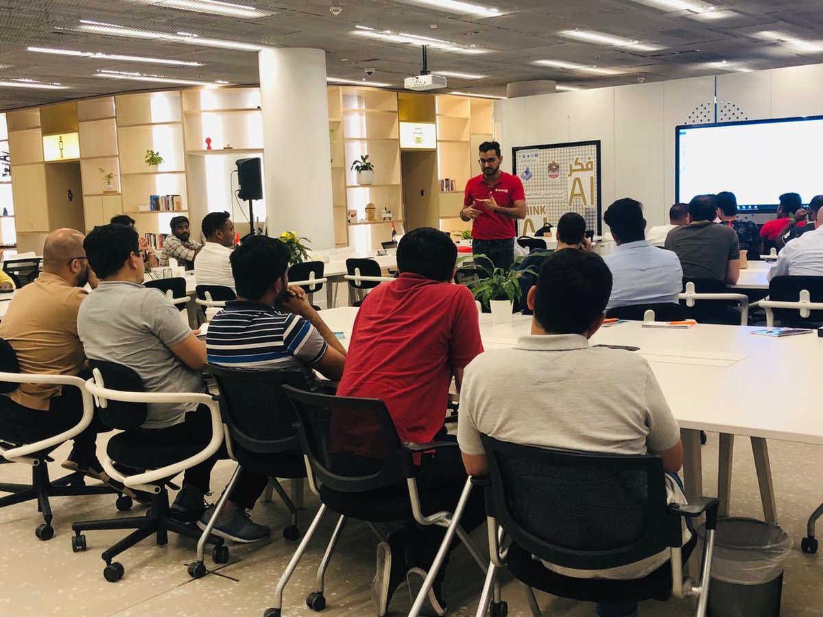 suguae's tweet photo. What an amazing session by our veteran #Sitecore Solution Architect @ThakkarNilesh at @Sitecore User Group UAE Event! Audience is showing interest by asking loads of questions! https://t.co/DLKGJXycRs