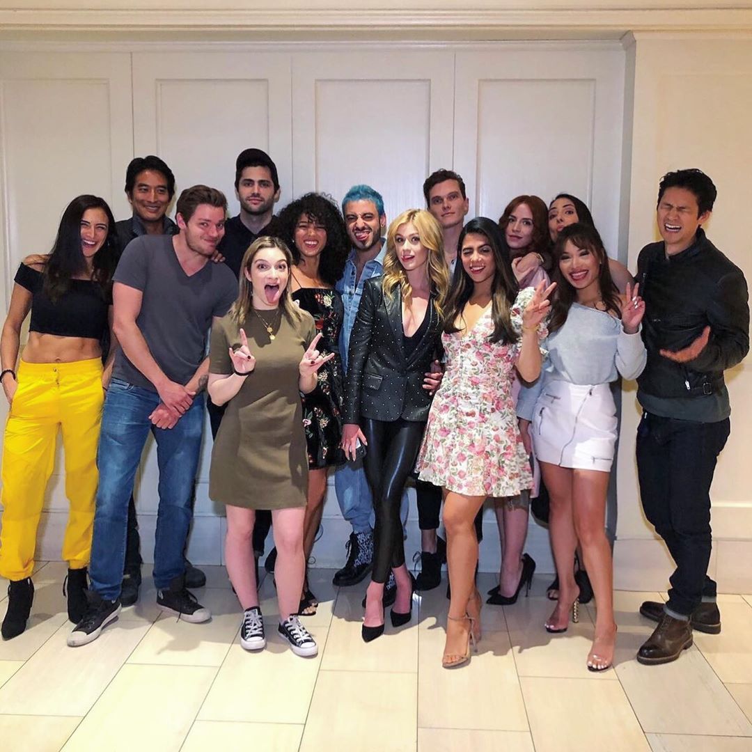 HsOnlyAngelxo's tweet photo. @FanScreening #Shadowhunters #SaveShadowhunters #ShadowhuntersLegacy #Clace #Claceforever #Malec #Malecforever #Sizzy #Sizzyforever β€οΈβ€οΈβ€οΈ https://t.co/PZRTbimEO2