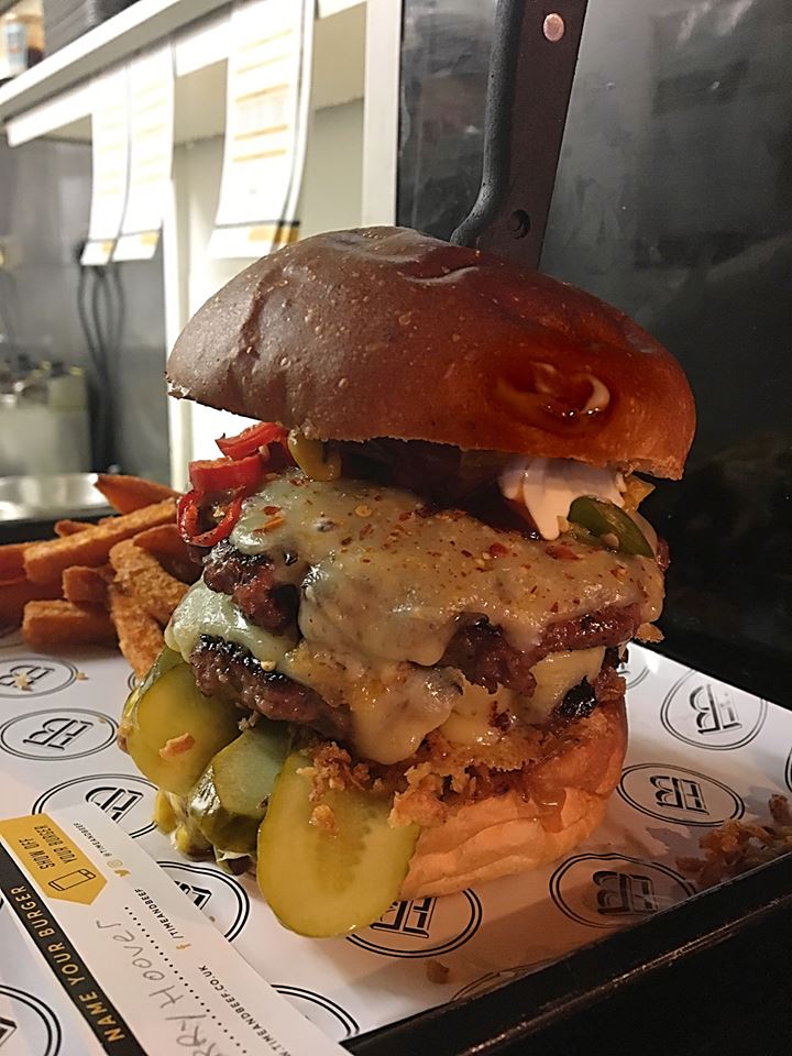 Nothing can get you through a Monday better than a juicy burger waiting for you at Time &amp; Beef.🍔

#mondaymotivation #restaurant #burger #food #dinner #cardiff #wales #cocktail #bar #coffee #drink