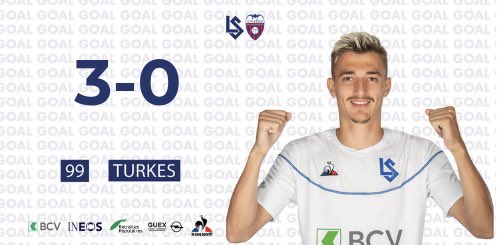 lausanne_sport's tweet photo. 68' | GOOOOOALL !!! Turkes permet au LS de mener 3-0 !!
#AllezLausanne #LSCHI https://t.co/8QF84hEjsW