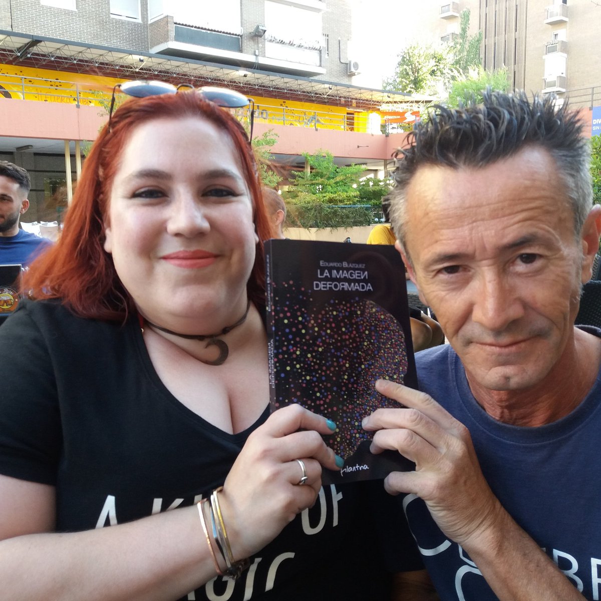 EduBlazquez53's tweet photo. @ArmoniaHache y yo nos debíamos esta foto con La Imagen Deformada, editada por @GFilantria Posyastá https://t.co/fohcY2DAwN