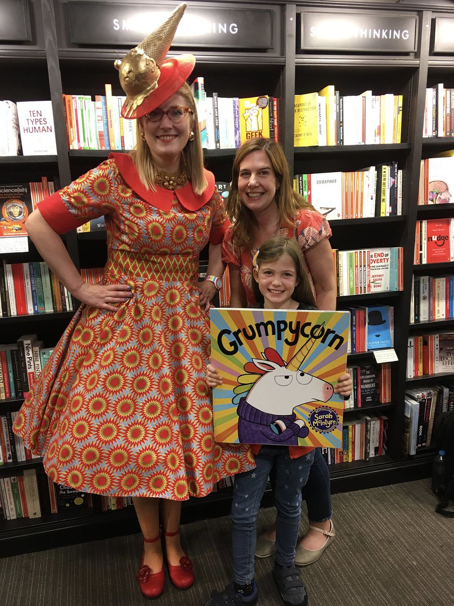 jabberworks's tweet image. @Glebelove2read Thanks so much for coming along! It was great to see you both! Glad to hear how naming classes after illustrators has inspired kids to love books and reading! 😀💜 #3McIntyre #PicturesMeanBusiness