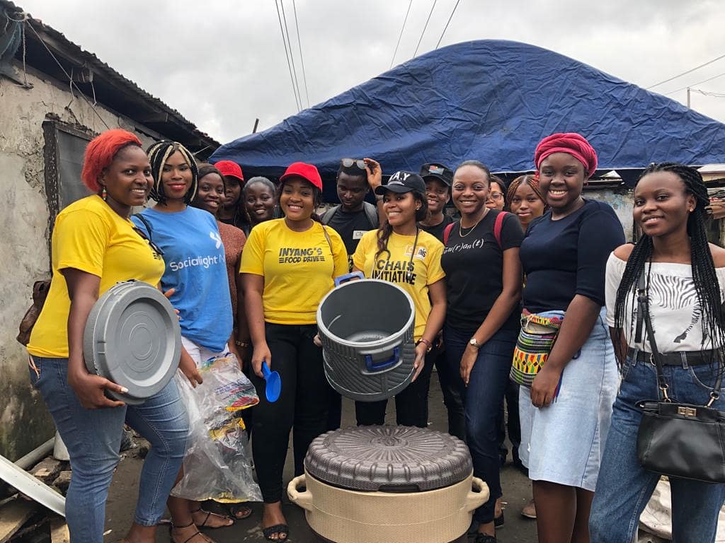 socialightng's tweet photo. It was such an amazing time with the team at this month's edition of #InyangFoodDrive @inyangotufoundation together with the medical outreach @chaishealth

#Socialight #SocialightNG #ChaisHealth #InyangOtuFoodDrive #DigiSmartNG https://t.co/xjzq2GvFem