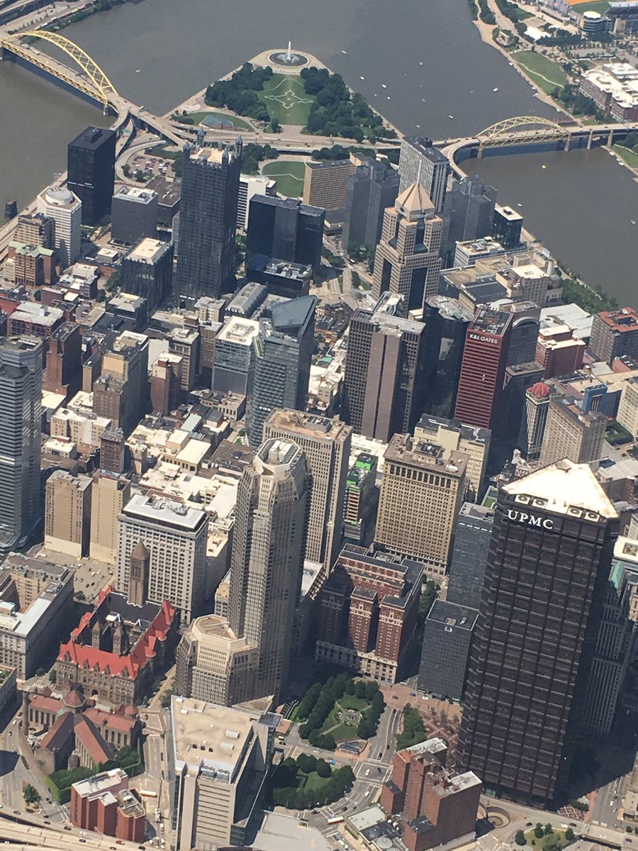 NAOSMM's tweet photo. Welcome NAOSMM members to Pittsburgh @NAOSMM @vstpgh @DowntownPitt looking good from here! #naosmm2019 https://t.co/3KNnBPNa05