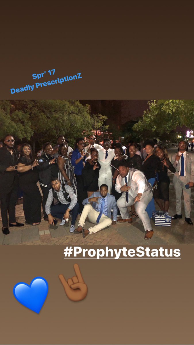 Ell_Rochelle's tweet photo. @Mulero03_ @elldeebeee Deadly PrescriptionZ! ΛΒ &amp; ΑΒ 💙 #LLSpr17 . https://t.co/qYN4A42Uih