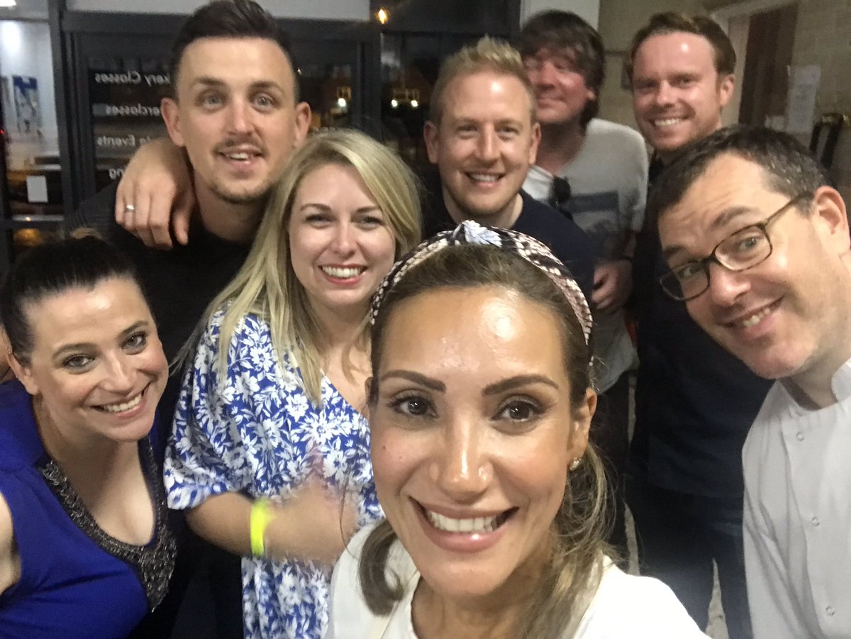 fredashafi's tweet photo. My Chefs table @leedscookeryschool ....
So happy with the brilliant team including chef Scott @cheftutorlcs and chef Simon Chapellow. fabulous turnout, electric atmosphere and all round fun evening.
#popup #leeds #indianfood #yorkshire #chefdinner #finedining https://t.co/7IKJW1O816