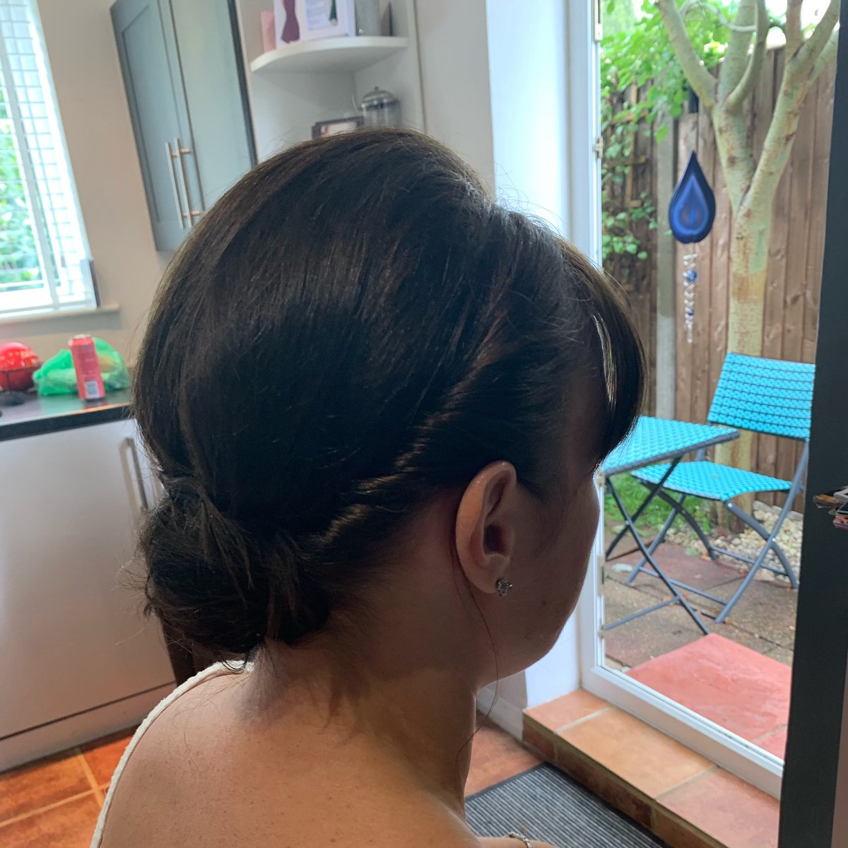 HairByLisaB's tweet photo. Two beautiful hair ups from today 💖 https://t.co/t676JsBfnu