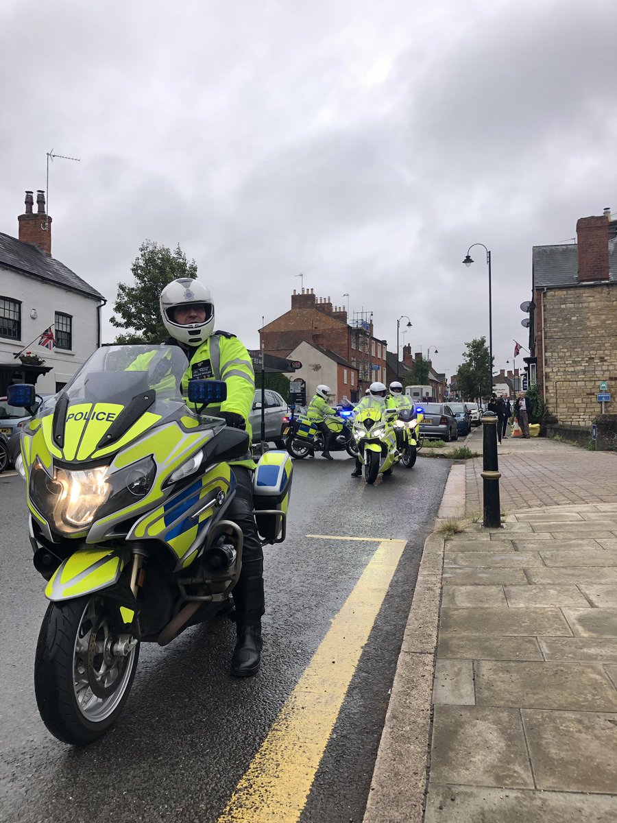 PolUnityTourUK's tweet image. Day 2 complete 🎉 Well done to everyone today for sticking through the really tough conditions. 

A massive thank you to the outriders from @TrainingMPS and from all the other forces for the other chapters for keeping us all safe and helping us along the way #UKPUT