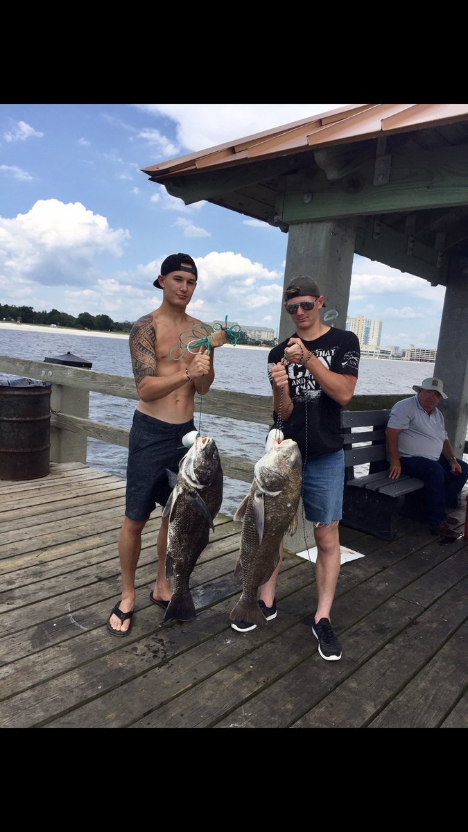 KylerW2000's tweet photo. Had a great time at the gulf https://t.co/h0DUWmEm7H