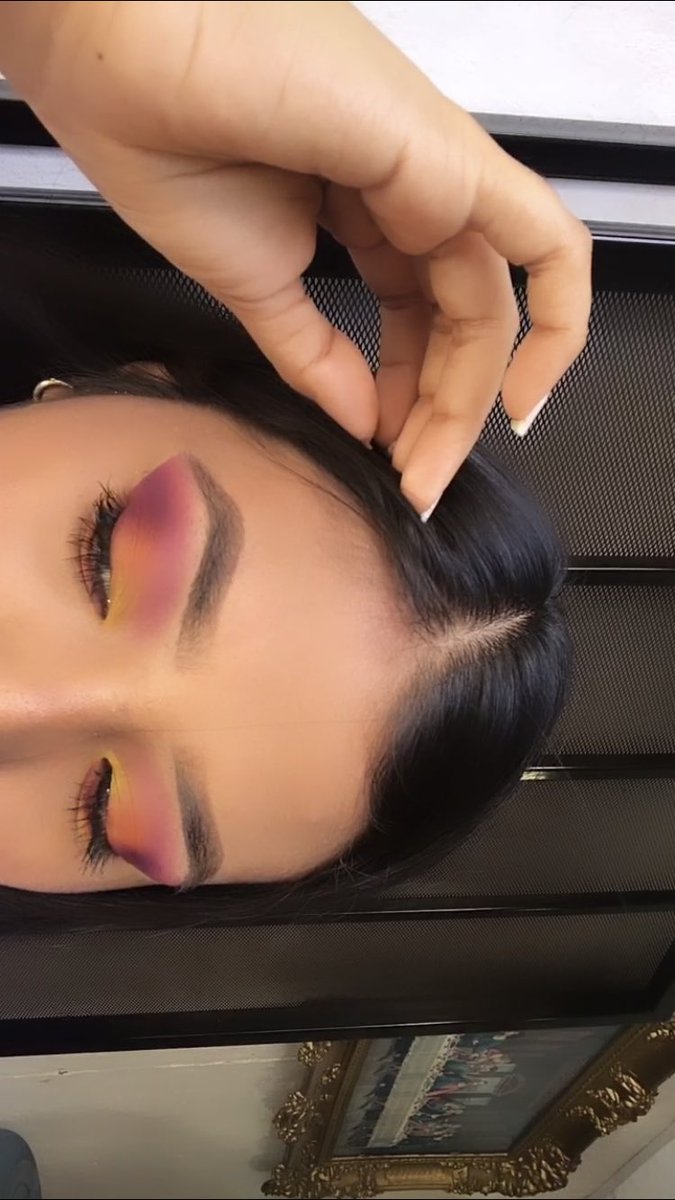 xofernnanda's tweet photo. Me encantó como me quedó este eye look y por eso lo subí a todas partes😭🤤🔮🍊✨. Gracias @jamescharles por crear esta masterpiece que usé🤗 #blendingqueen https://t.co/XPqx2uZSHu